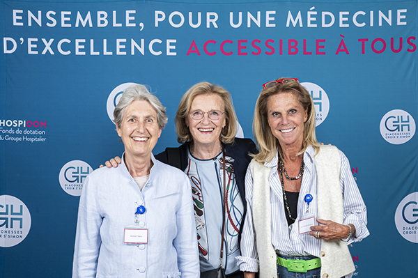 Photographe de photocall pour le Groupe Hospitalier Diaconesses Croix Saint-Simon - Studio Matthieu - 010 Photographe de photocall pour le Groupe Hospitalier Diaconesses Croix Saint-Simon - Studio Matthieu